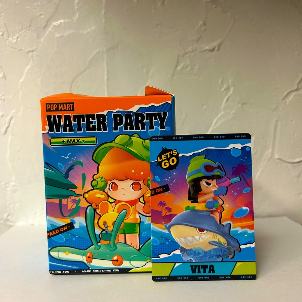 POPMART Water Party Series - Vita Figure